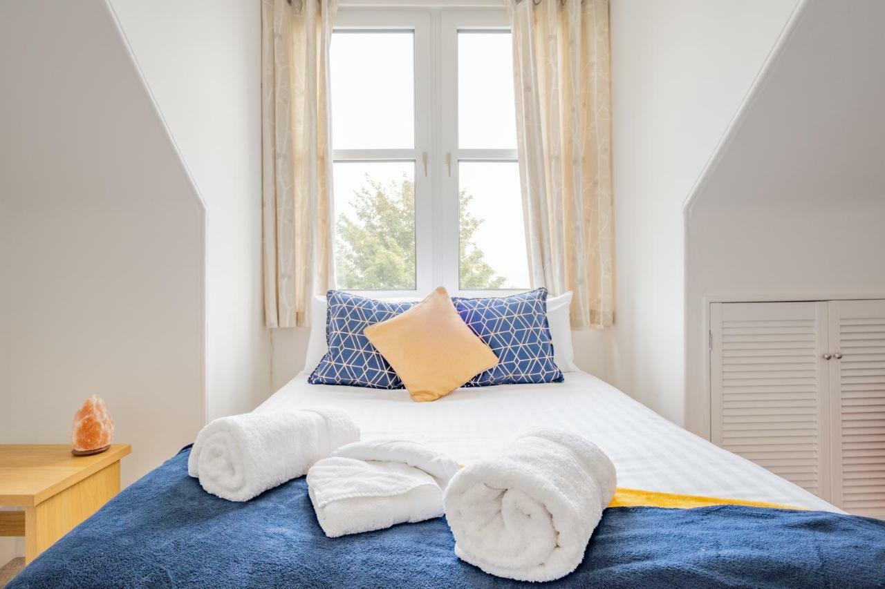 2 Bedroom Apt At Sensational Stay Serviced Accommodation Aberdeen - Clifton Road Exteriér fotografie